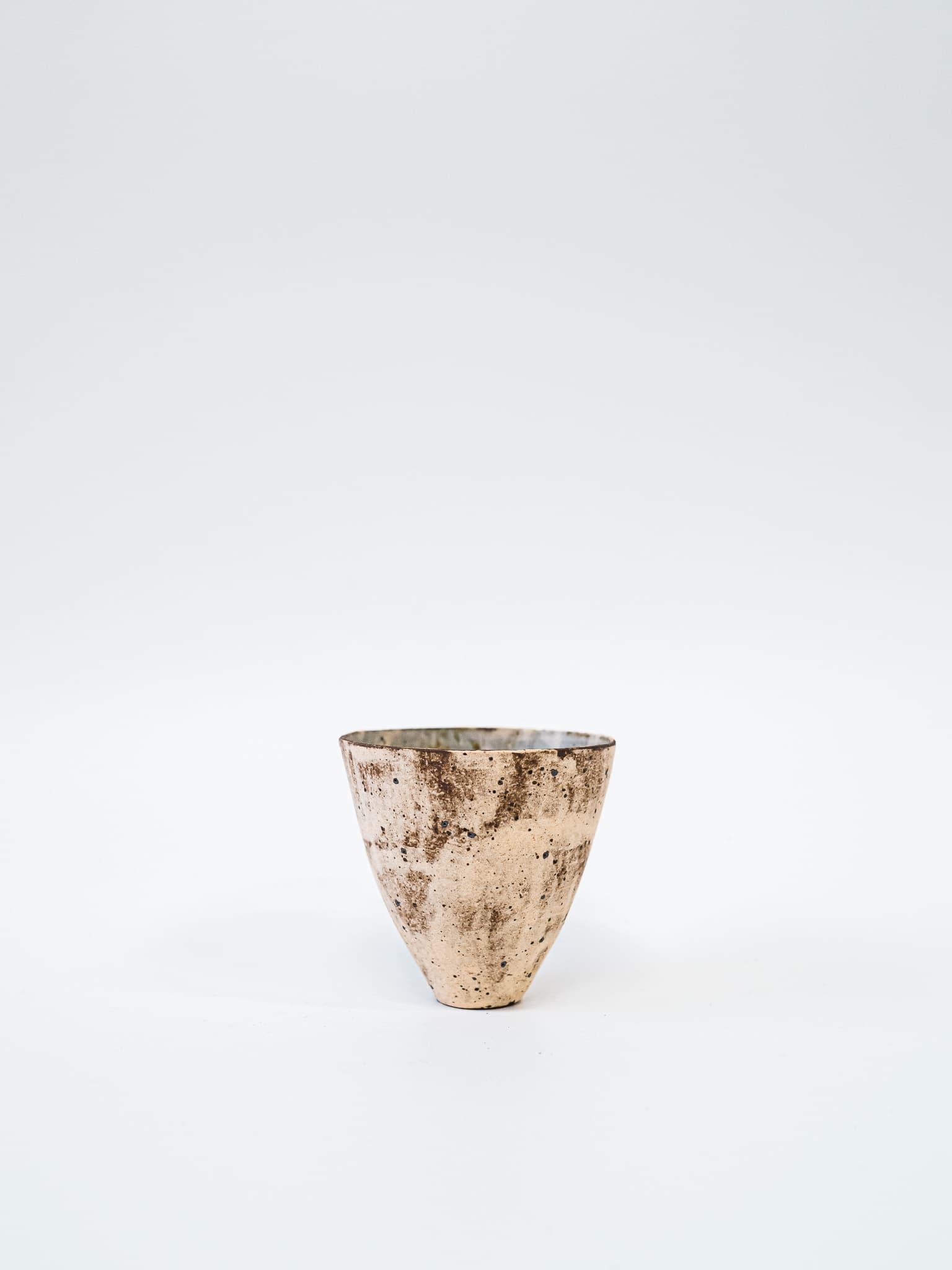 dark clay cup #2 - view 3