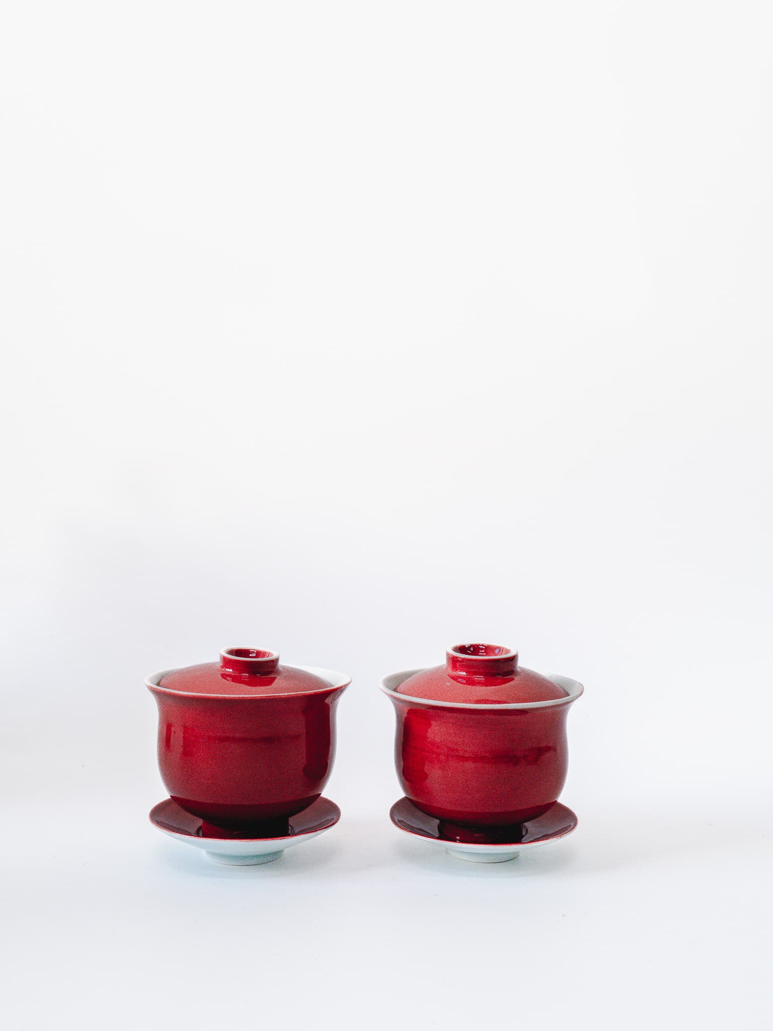 red gaiwan set - view 1